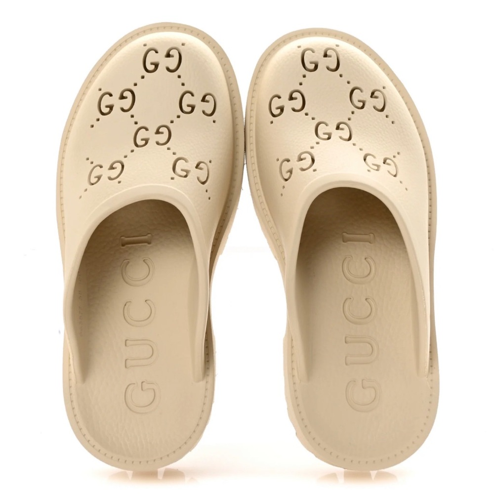 Gucci platform Women's Cream Slide Sandals/Clogs (Authentic)